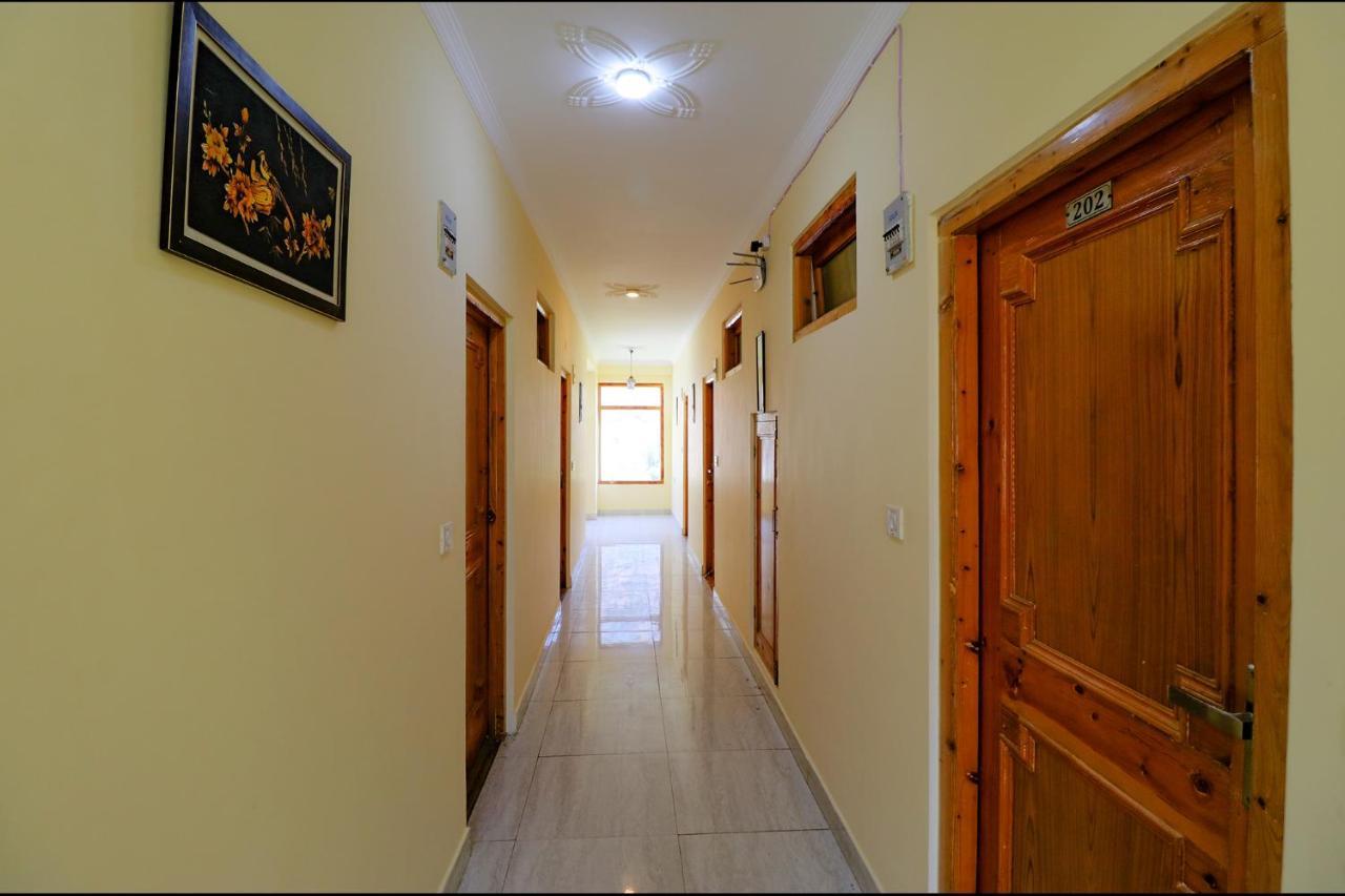 Fabhotel Mai Vrindavan Маналі Екстер'єр фото